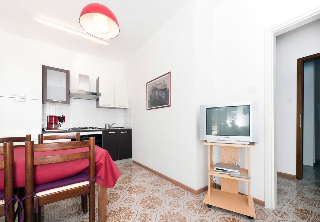 Apartments Alluro Rovinj Pokoj fotografie